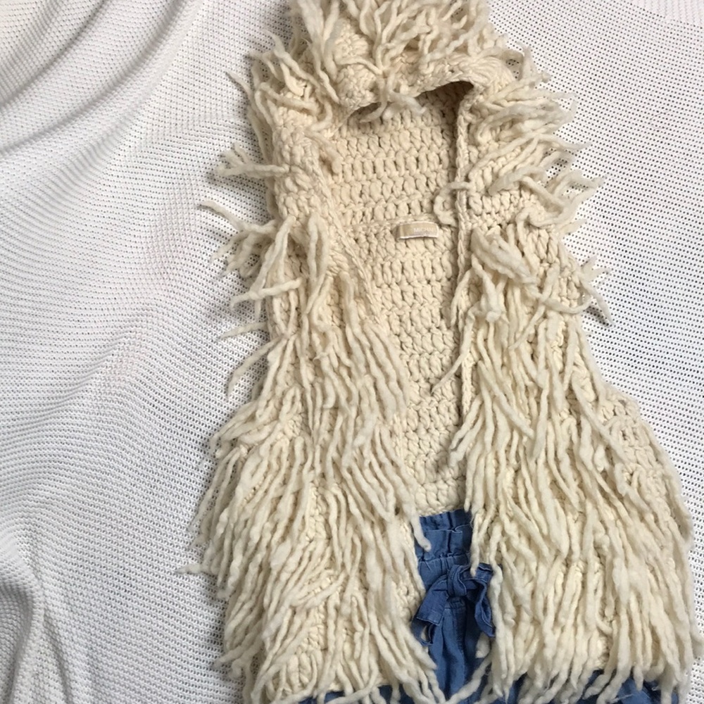 Michael Kors Cream knitted vest with a hood SZ S